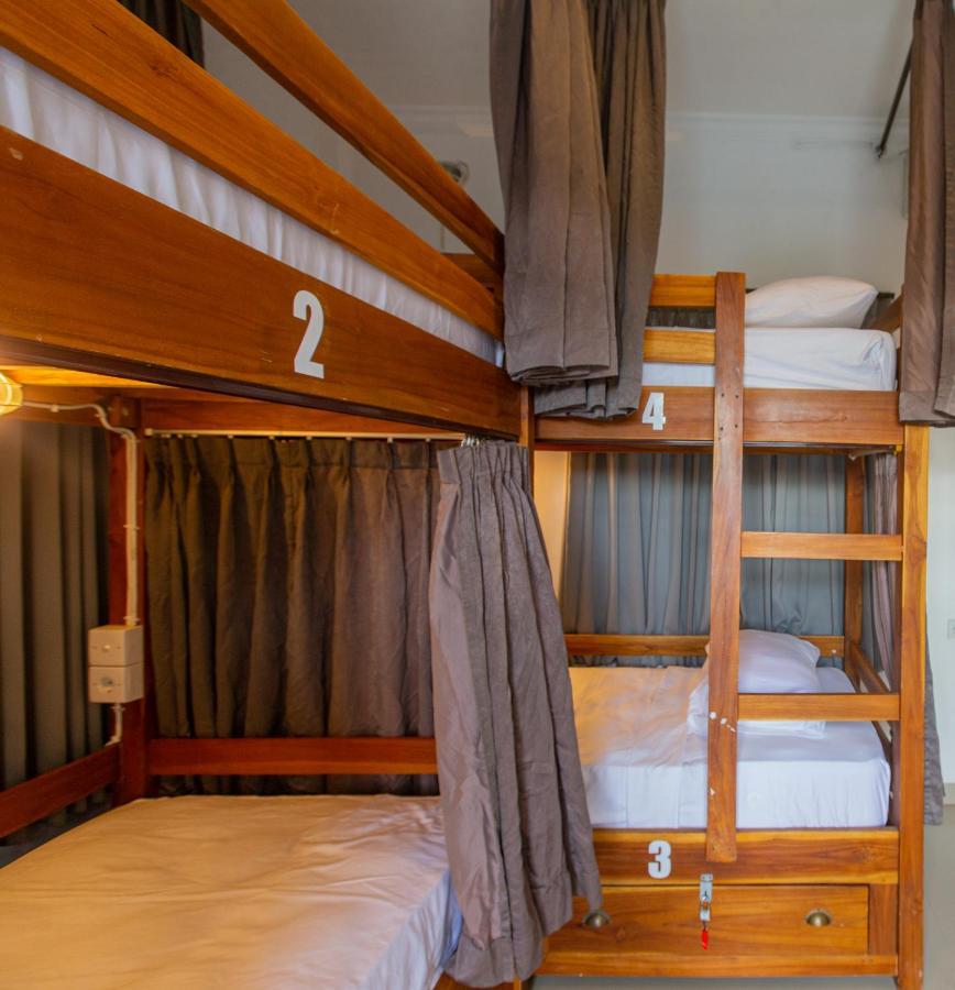 Zentiga Surf Hostel Canggu Екстериор снимка