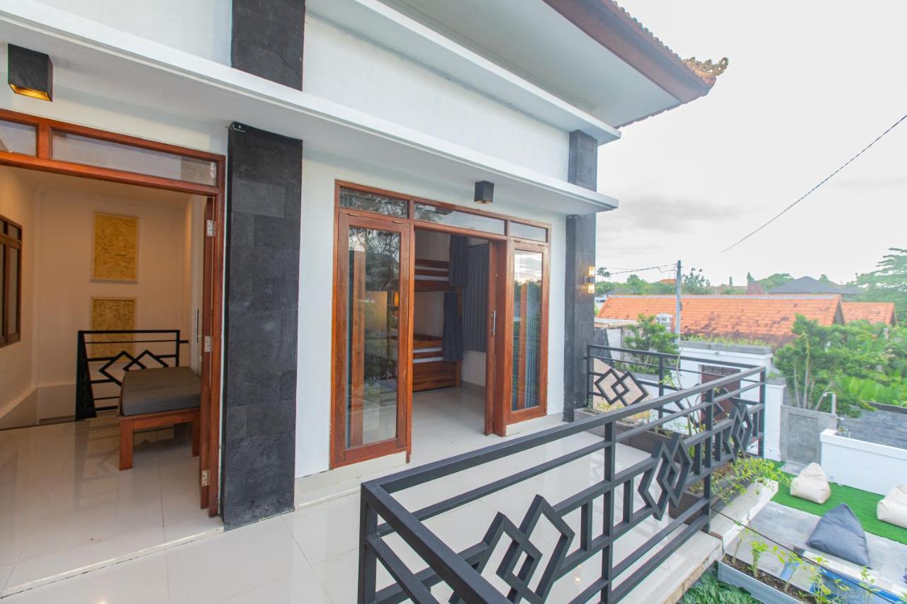 Zentiga Surf Hostel Canggu Екстериор снимка